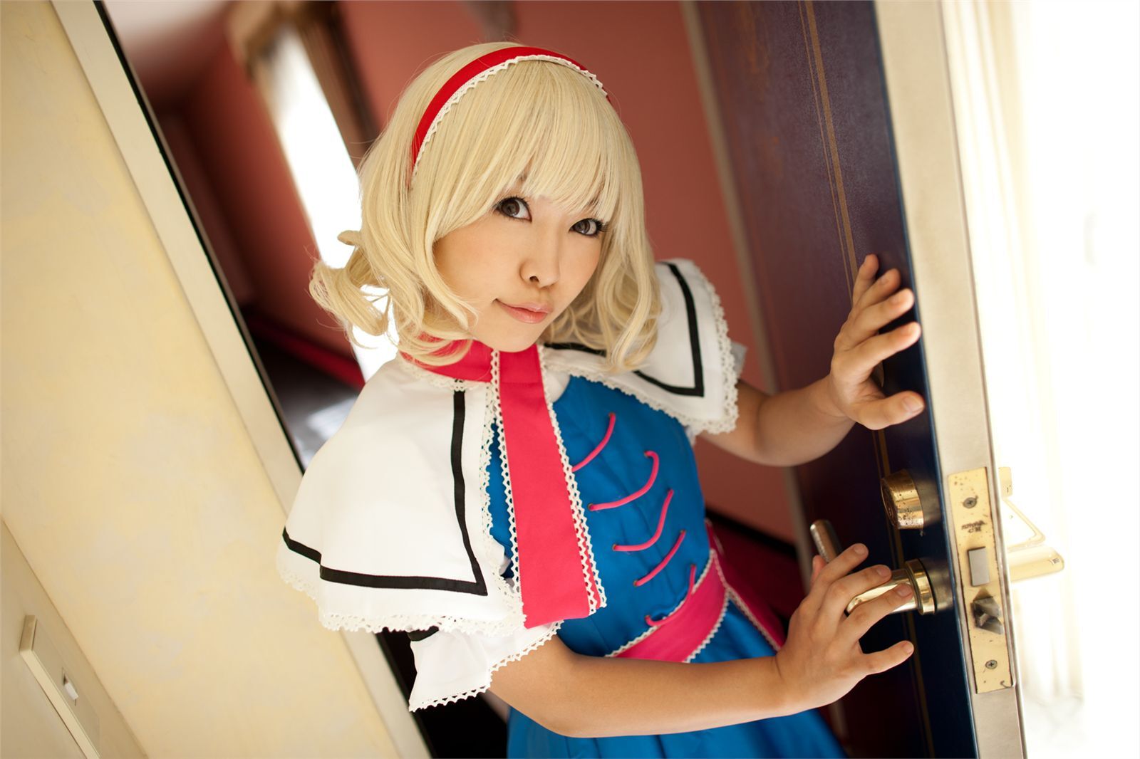 [Cosplay] New Touhou Project Cosplay  Hottest Alice Margatroid ever